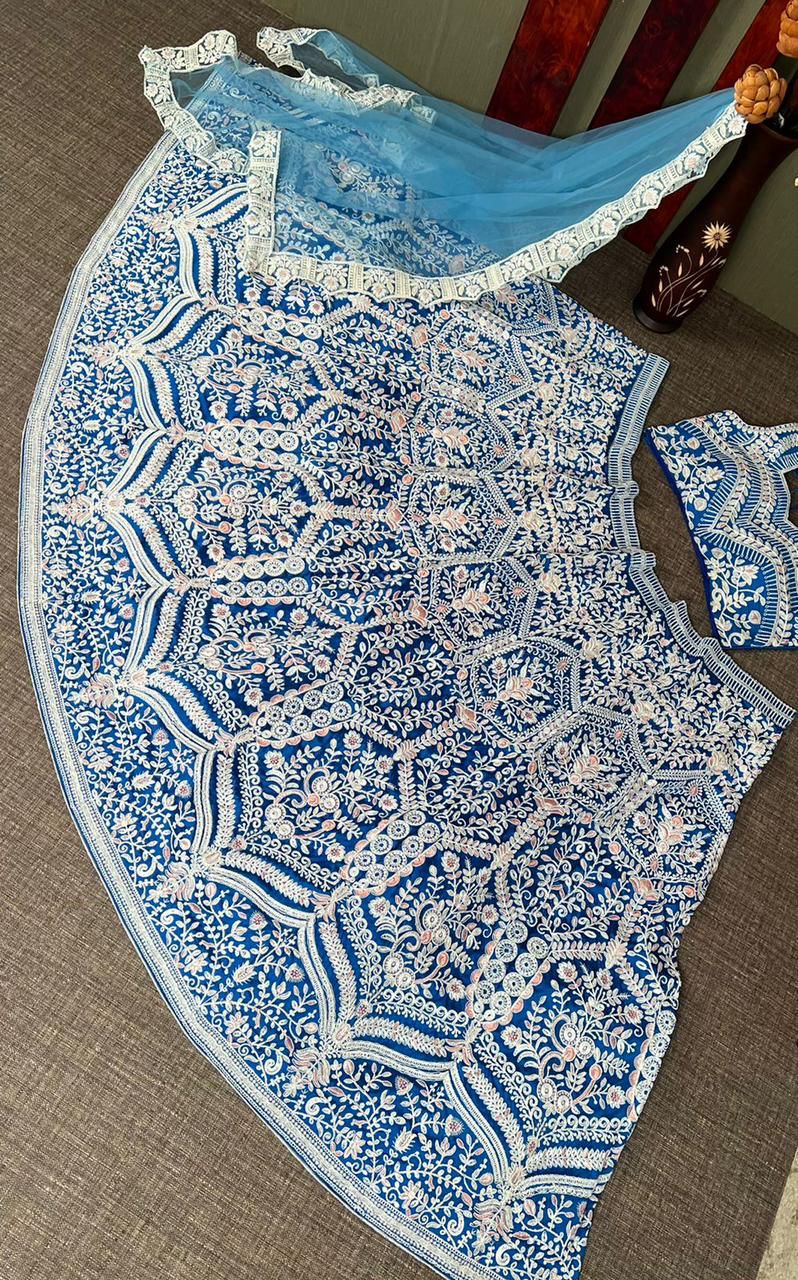 (Preorder)Blue Embroidery Tafeta Silk Lehenga