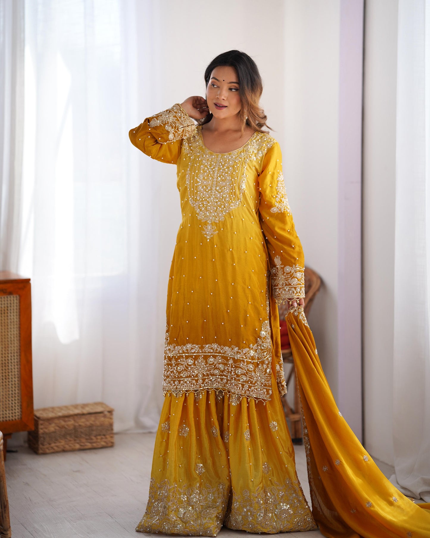 Designer Chinon rivet moti embroidery Palazzo Set ✨