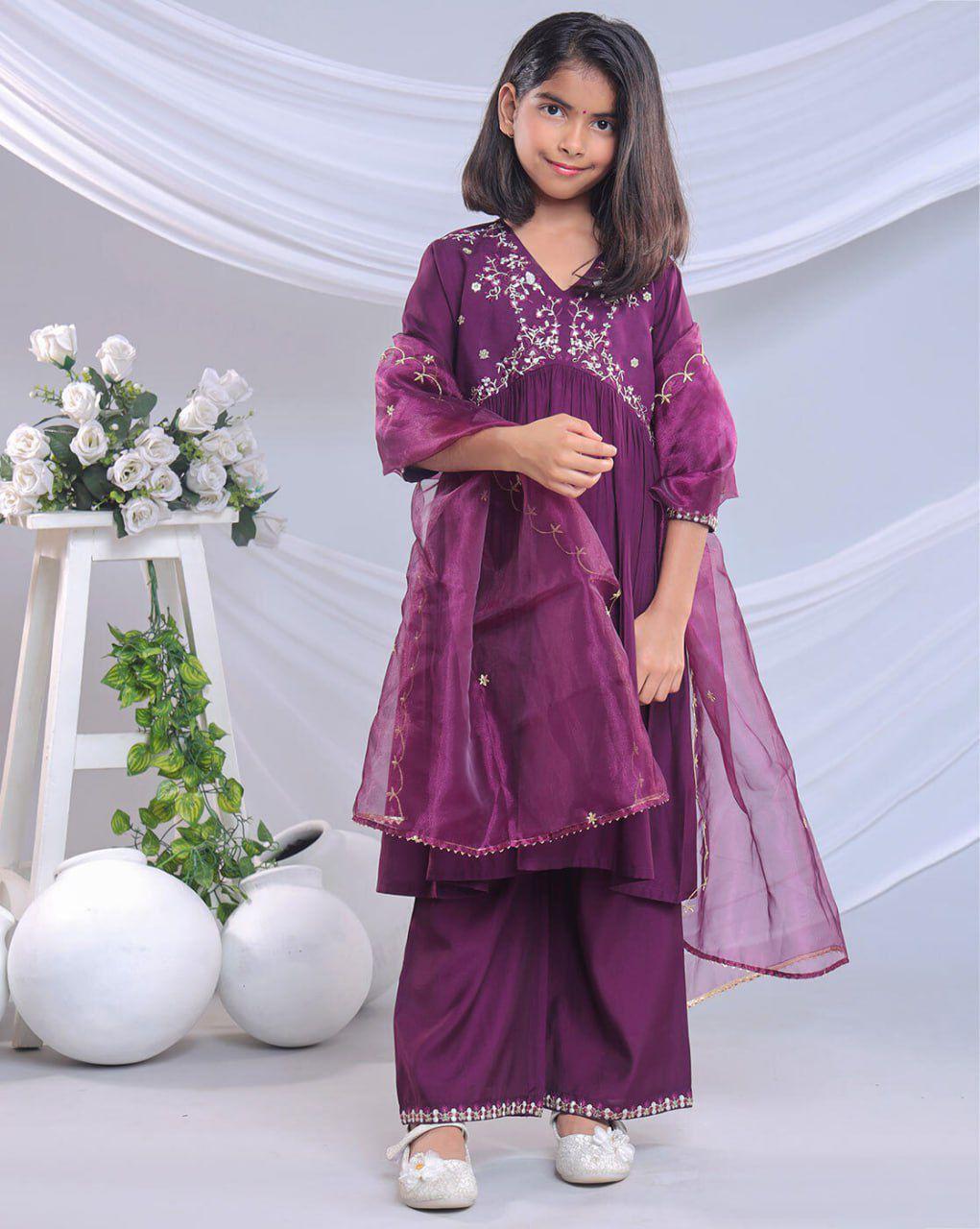 Girls Kurta Set crafted in viscose fabric with elegant heavy embroidery sequin work