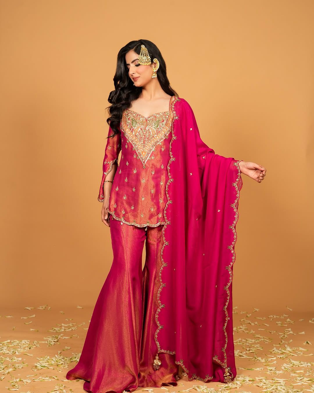 Elegant Simar Silk Set with Embroidery Work