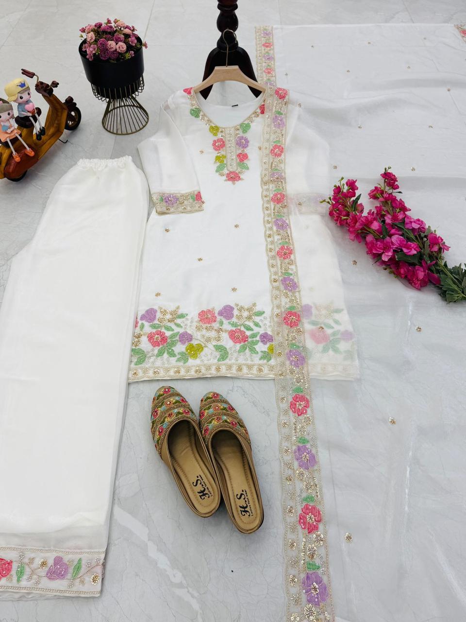 Jimi Choo Fabric Designer Kurta, Palazzo & Dupatta Set