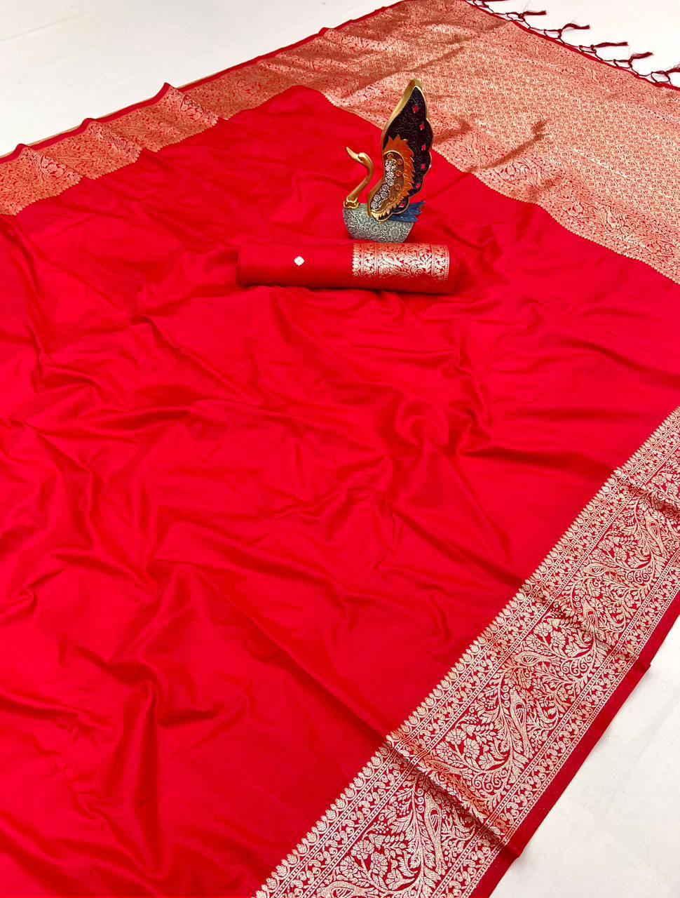 Soft Banarasi Silk Natural Zari Weaving Saree