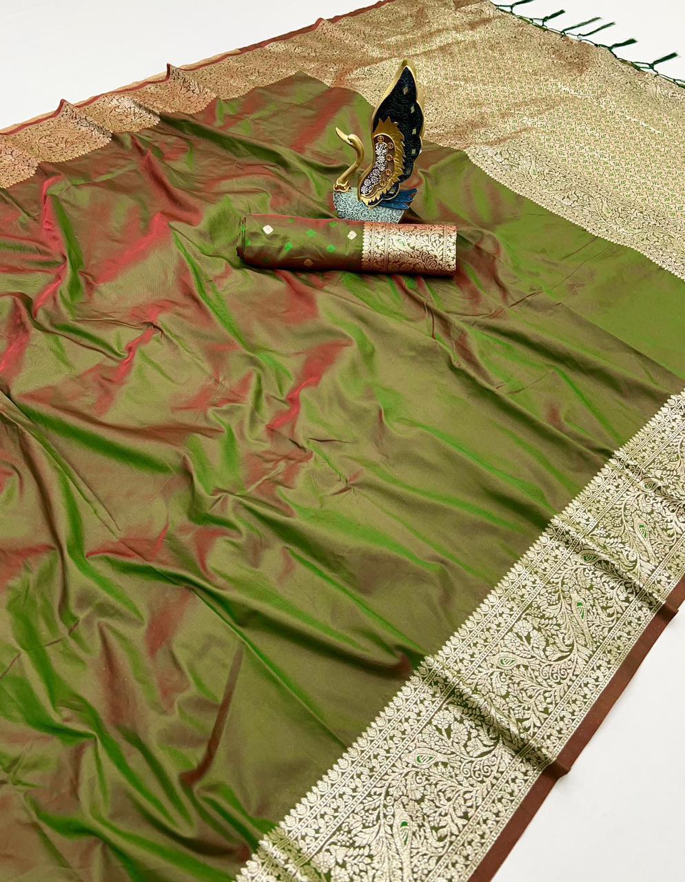 Soft Banarasi Silk Natural Zari Weaving Saree