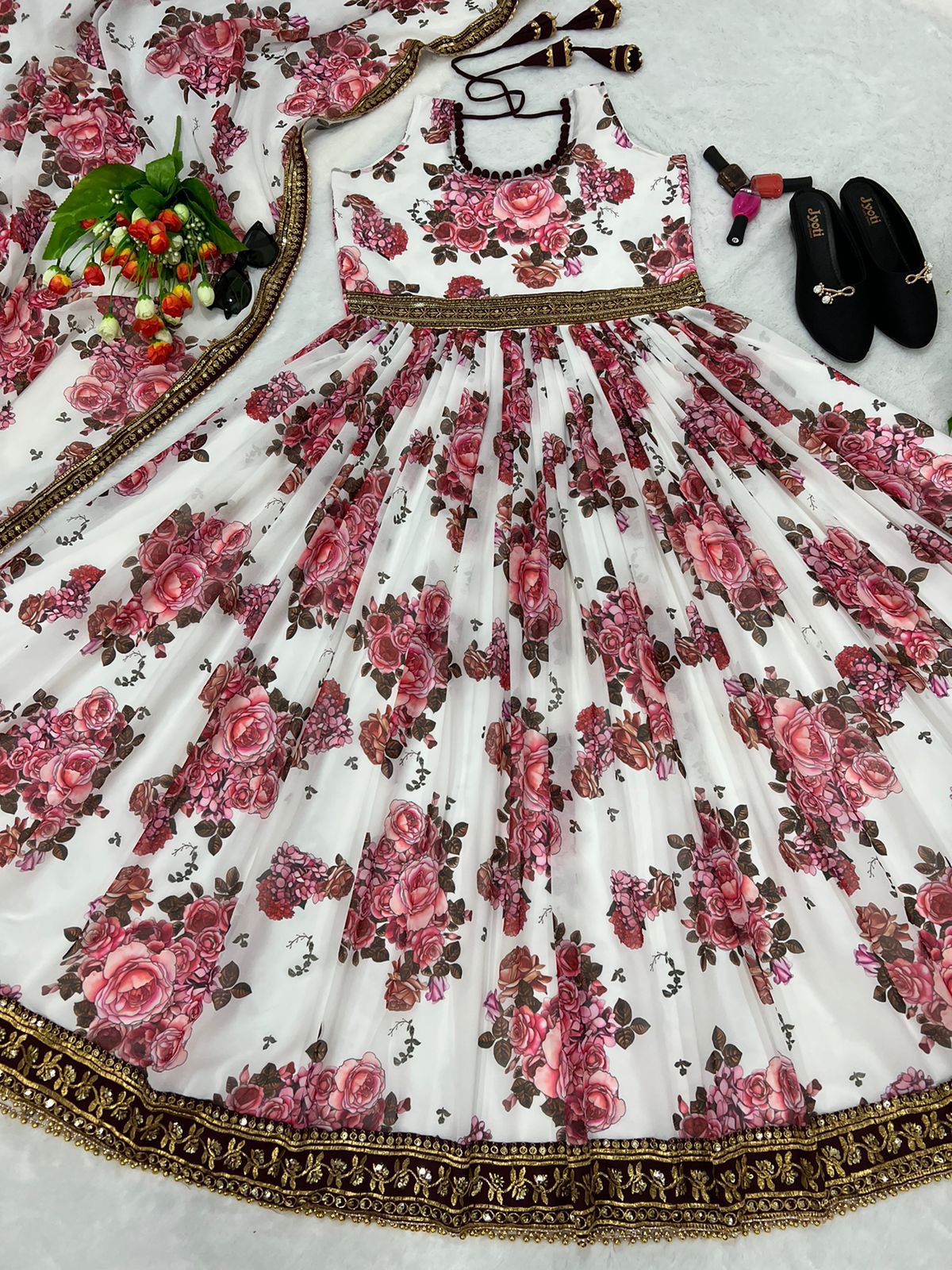 (Preorder)Designer White Floral Gown